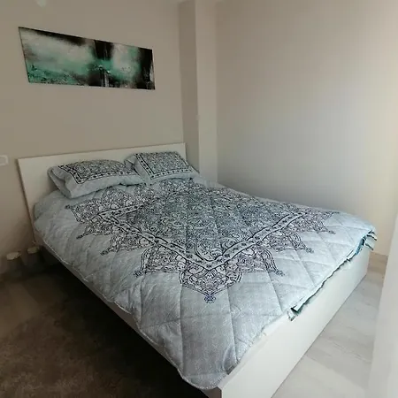 Green Homes Holiday Apartment *