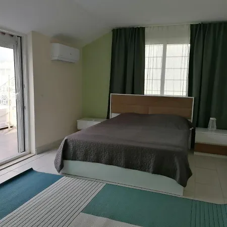 Apartment Green Homes Holiday